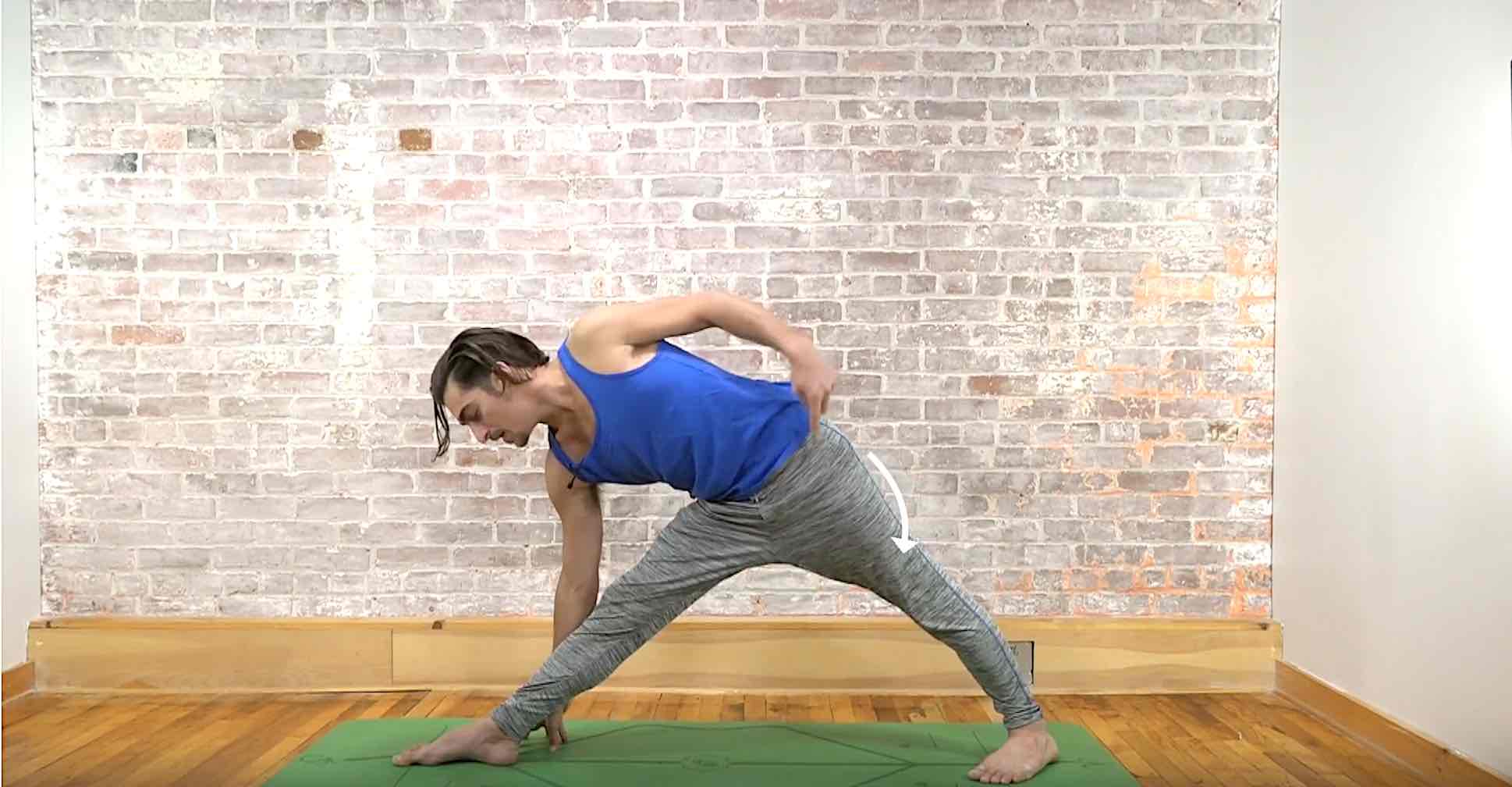 Trikonasana - Triangle pose how to get in final position